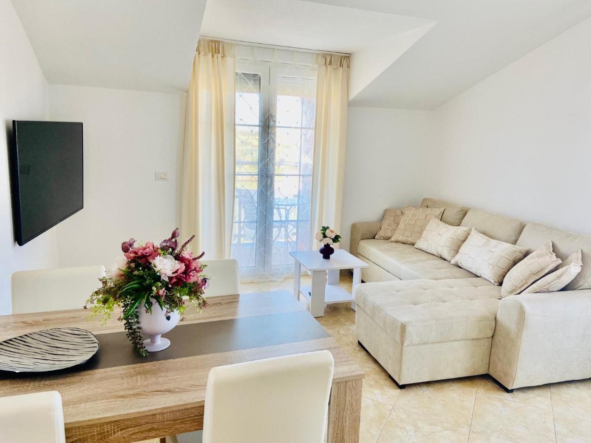 Apartments Brnada Умаг Екстериор снимка