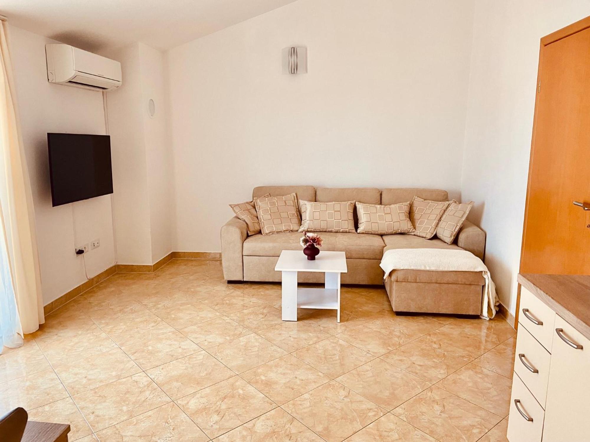 Apartments Brnada Умаг Екстериор снимка